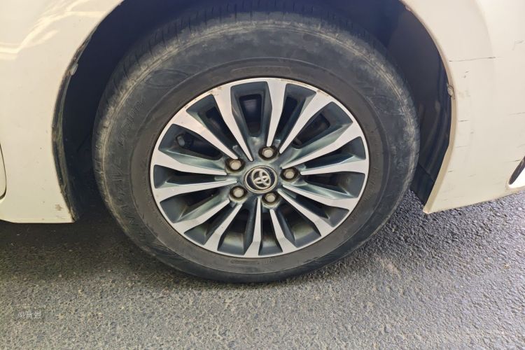Toyota Corolla 2017 car image #9