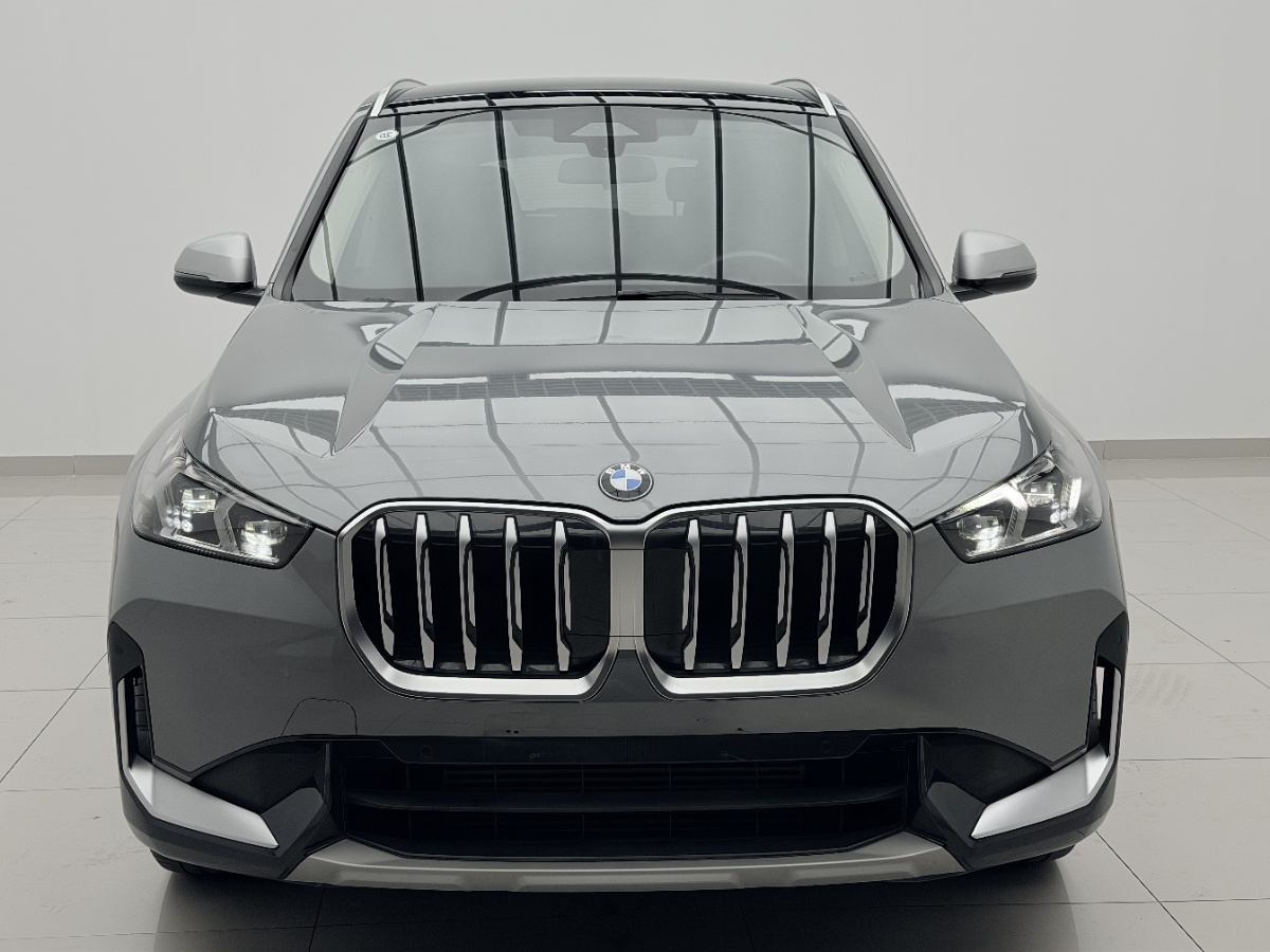 BMW X1 2023 car image #2