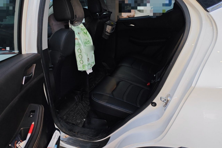 BYD Yuan New Energy 2019 #14 BYD Yuan New Energy 2019 car image #14