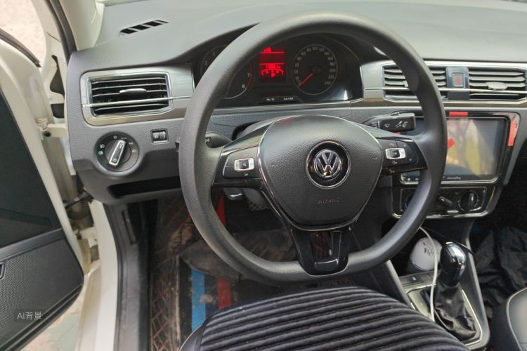Volkswagen Santana 2019 car image #12