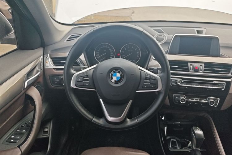 BMW X1 2017 #11 BMW X1 2017 car image #11