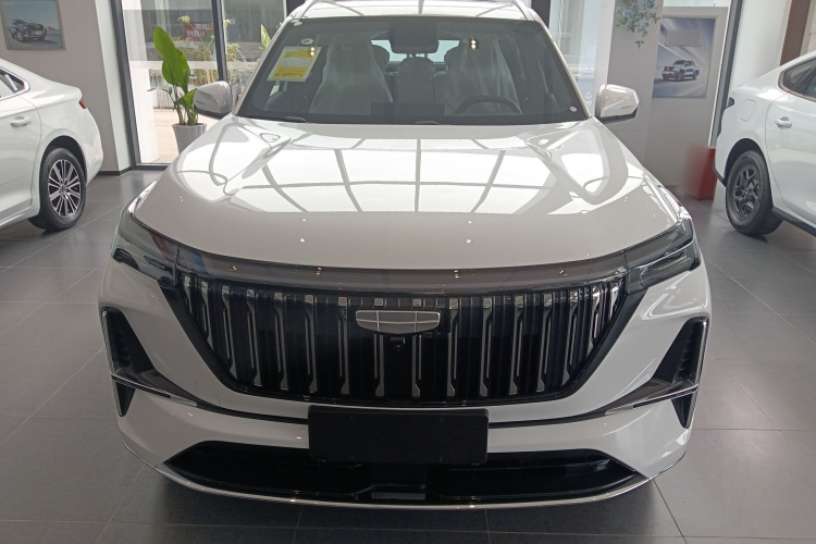 GEELY Boyue L 2026 image de voiture #3