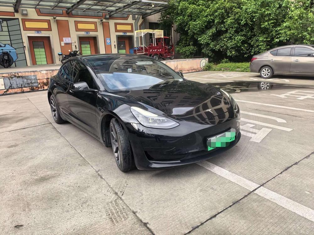 Tesla Model 3 2021 car image #3