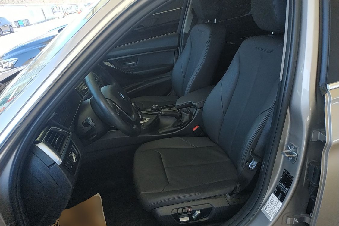 BMW 3 Series 2016 car image #7