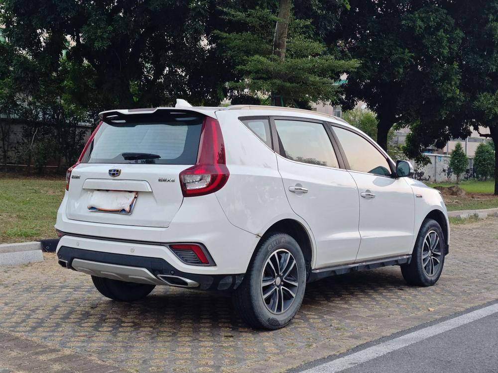 GEELY Vision X6 2018 image de voiture #7