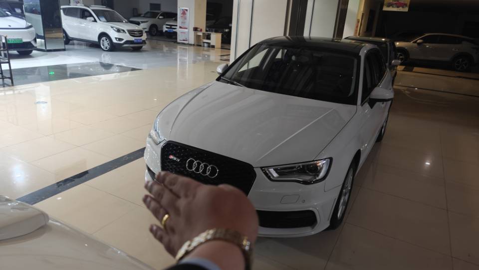 2015 2015 car image
