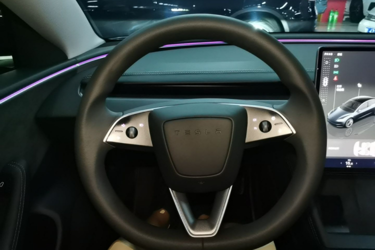 Tesla Model 3 2024 #15 Tesla Model 3 2024 immagine di auto #15