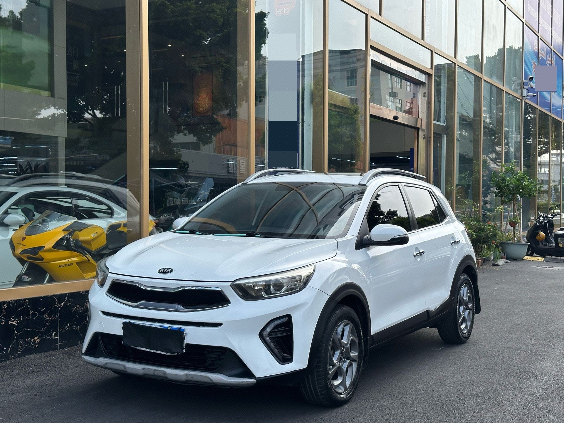 Kia KX1 2018 Kia KX1 2018 صورة سيارة
