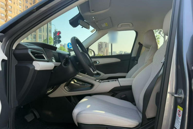 BYD YuanUP 2024 car image #18