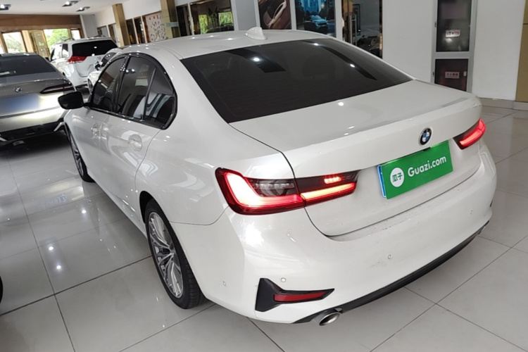 BMW 3 Series 2020 #5 BMW 3 Series 2020 car image #5