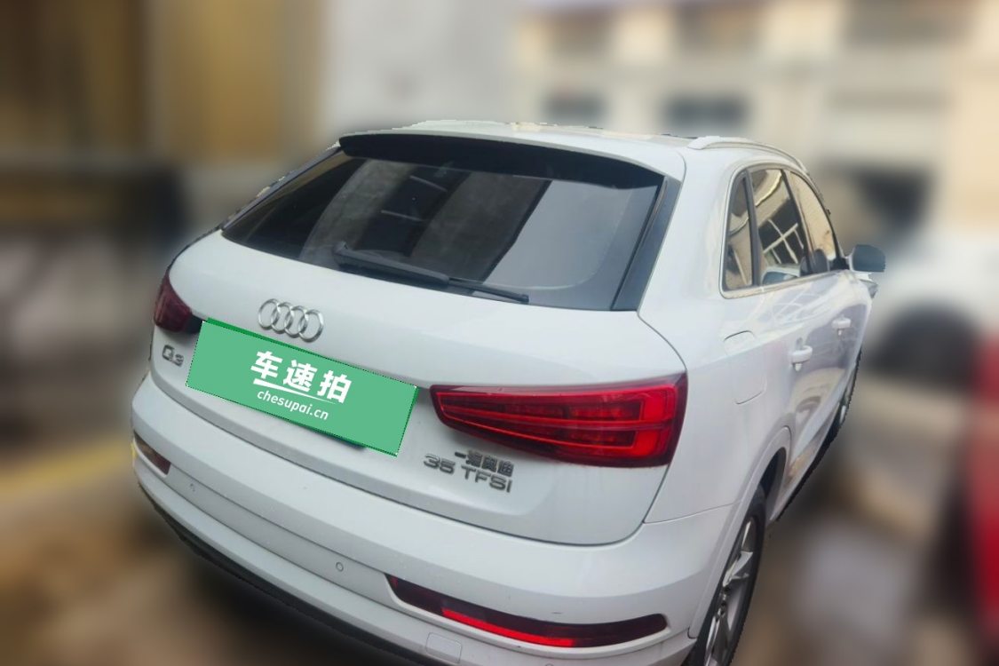 Audi Q3 2016 car image #4