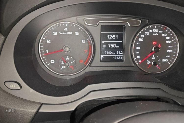 Audi Q3 2015 #14 Audi Q3 2015 car image #14