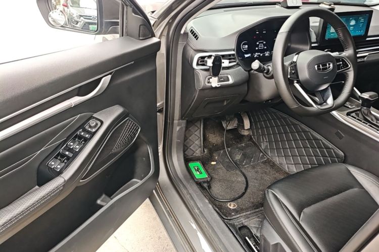 GEELY Emgrand 2022 car image #16