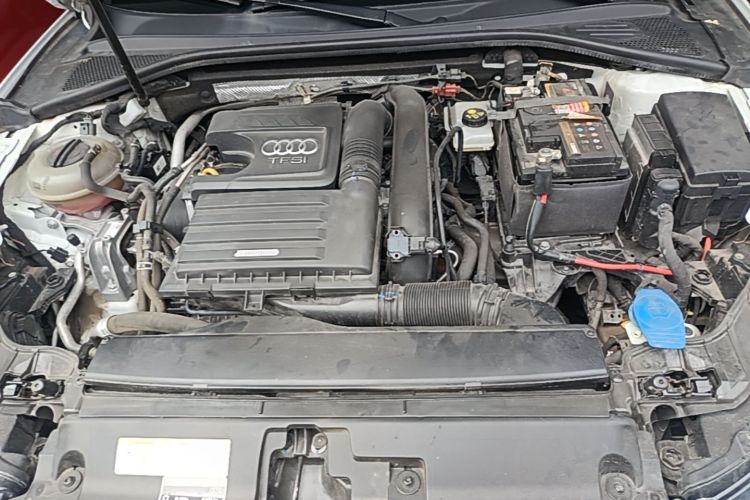 Audi A3 2019 immagine di auto #20