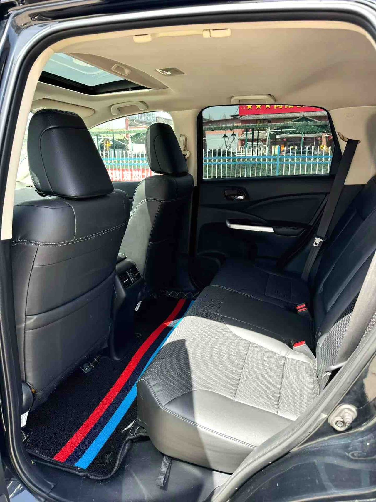 Honda CR-V 2017 #8 Honda CR-V 2017 car image #8