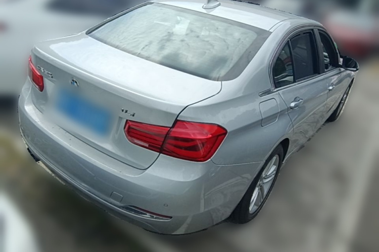 BMW 3 Series 2017 immagine di auto #7