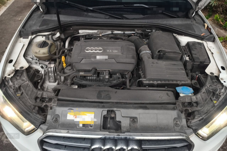 Audi A3 2015 car image #22