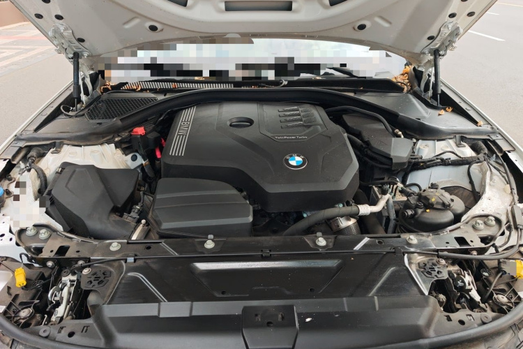 BMW 3 Series 2023 car image #18