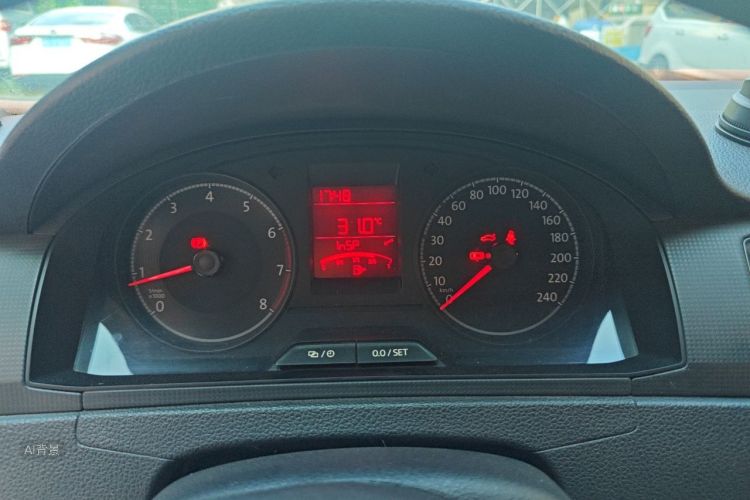 Volkswagen Santana 2018 car image #13