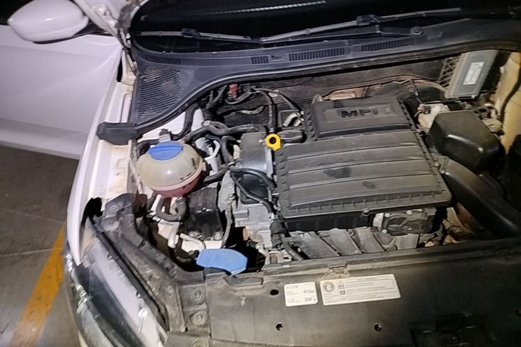 Volkswagen Santana 2016 car image #23