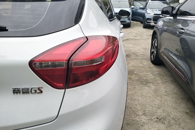 GEELY Emgrand GS 2020 #8 GEELY Emgrand GS 2020 car image #8