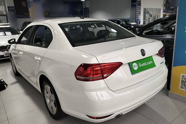 Volkswagen Lavida 2019 car image #5