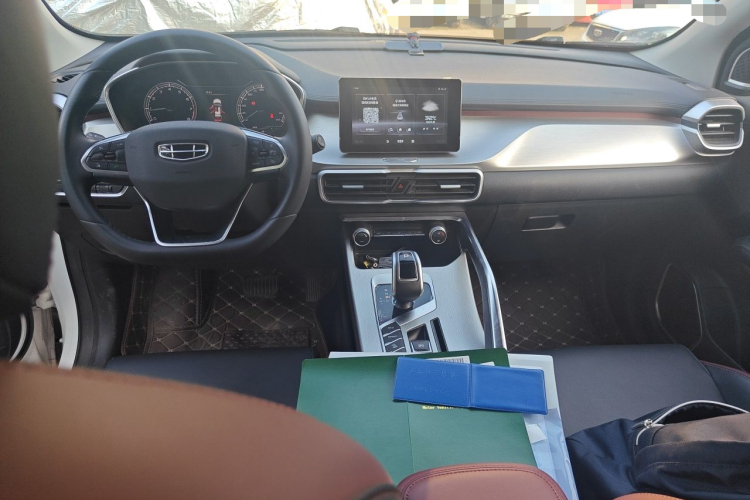 GEELY Coolray 2021 car image #12