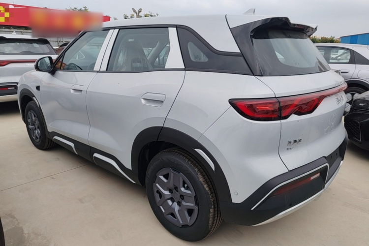 BYD YuanUP 2026 изображение автомобиля #5