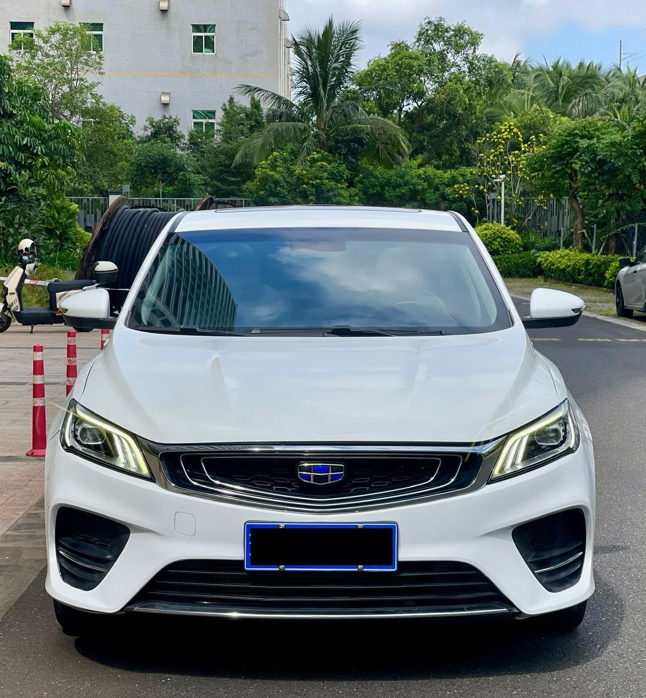 GEELY Binray 2021 صورة سيارة #2