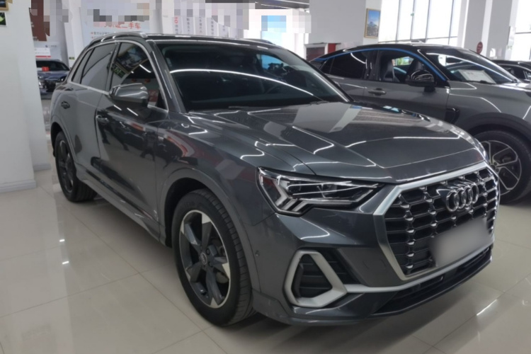 Audi Q3 2021 immagine di auto #4