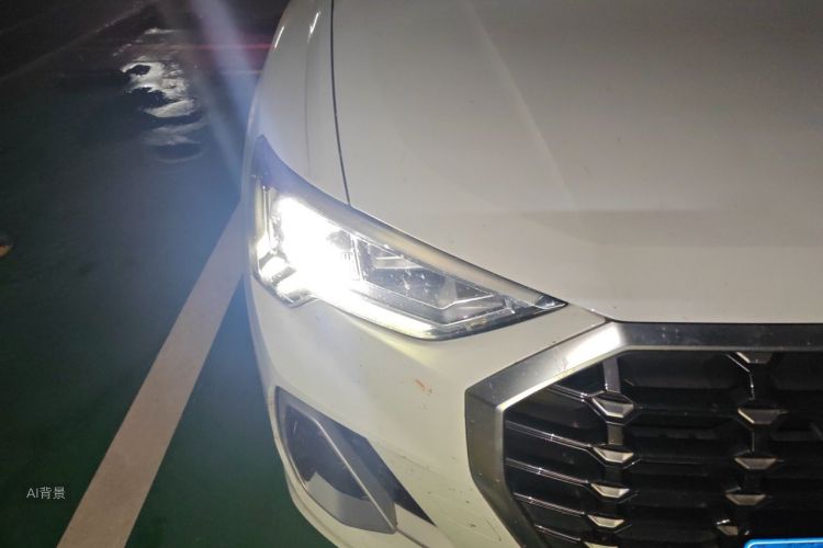 Audi Q3 2019 #8 Audi Q3 2019 car image #8