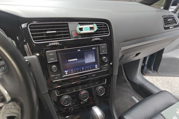 Volkswagen Golf 2018 #15 Volkswagen Golf 2018 car image #15