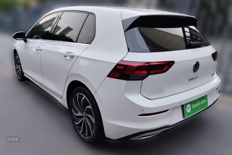 Volkswagen Golf 2022 car image #5