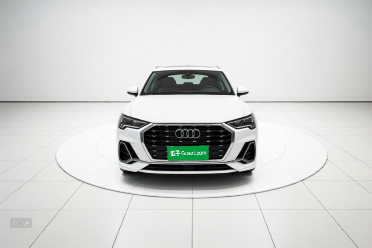 Audi Q3 2023 car image #3