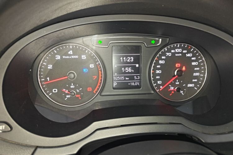 Audi Q3 2018 #12 Audi Q3 2018 car image #12