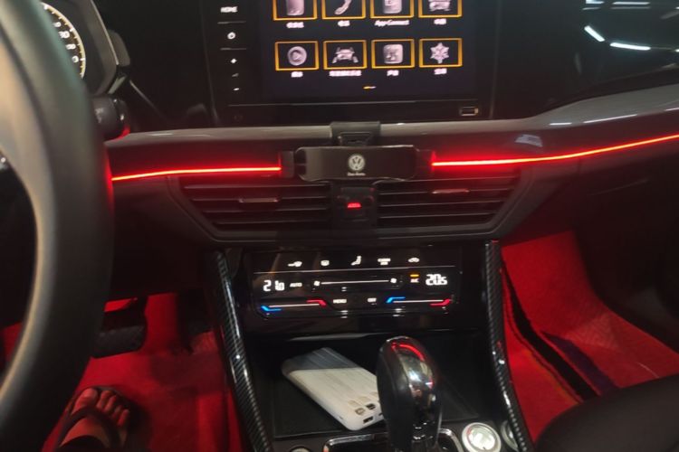 Volkswagen Bora 2021 car image #13