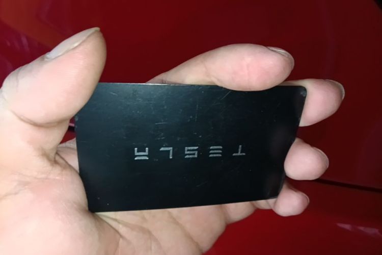 Tesla Model 3 2022 car image #14