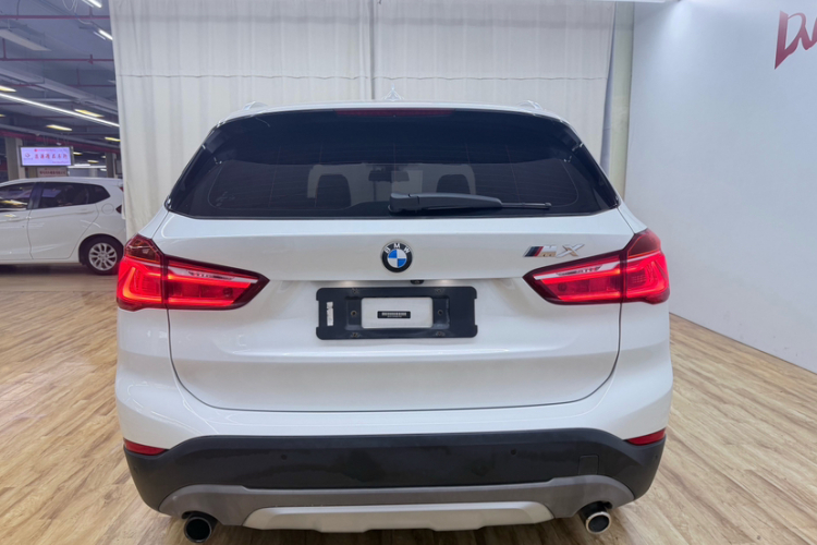 BMW X1 2016 #3 BMW X1 2016 car image #3