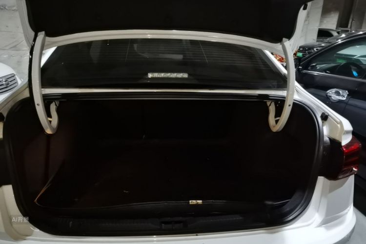 Volkswagen Bora 2020 immagine di auto #22