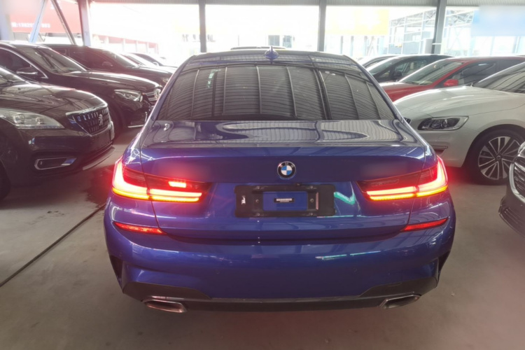 BMW 3 Series 2020 #4 BMW 3 Series 2020 car image #4