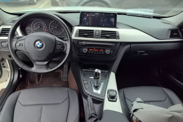 BMW 3 Series 2015 #11 BMW 3 Series 2015 car image #11