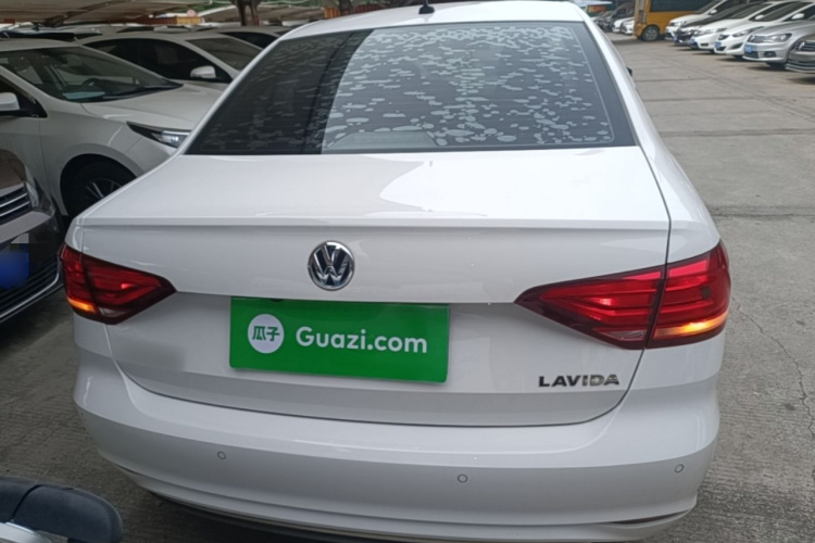 Volkswagen Lavida 2021 car image #6
