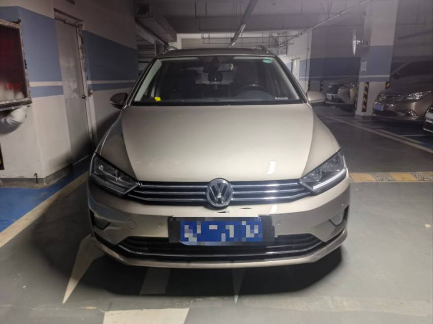 Volkswagen Golf Sportsvan 2017 #2 Volkswagen Golf Sportsvan 2017 car image #2