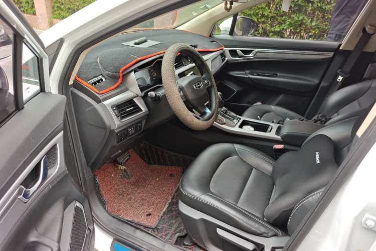 GEELY Emgrand GS 2019 car image #9