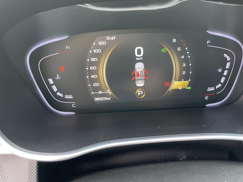 GEELY Binray 2021 car image #12
