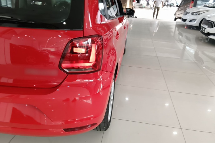 Volkswagen Polo 2015 #8 Volkswagen Polo 2015 car image #8