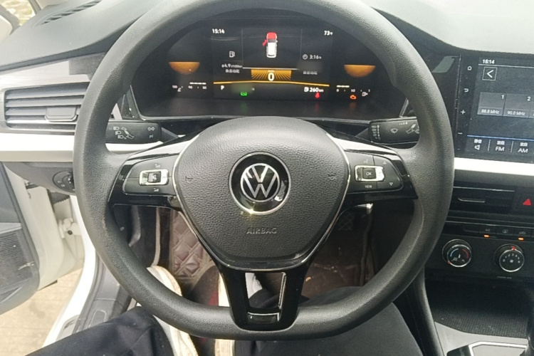 Volkswagen Lavida 2022 car image #12