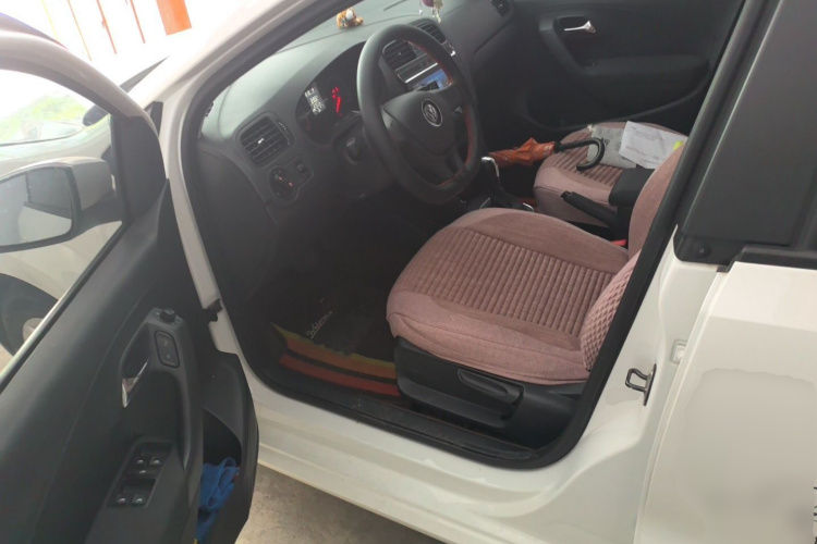 Volkswagen Polo 2017 #9 Volkswagen Polo 2017 car image #9