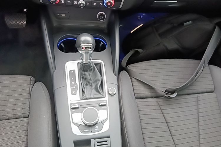 Audi A3 2018 #14 Audi A3 2018 car image #14