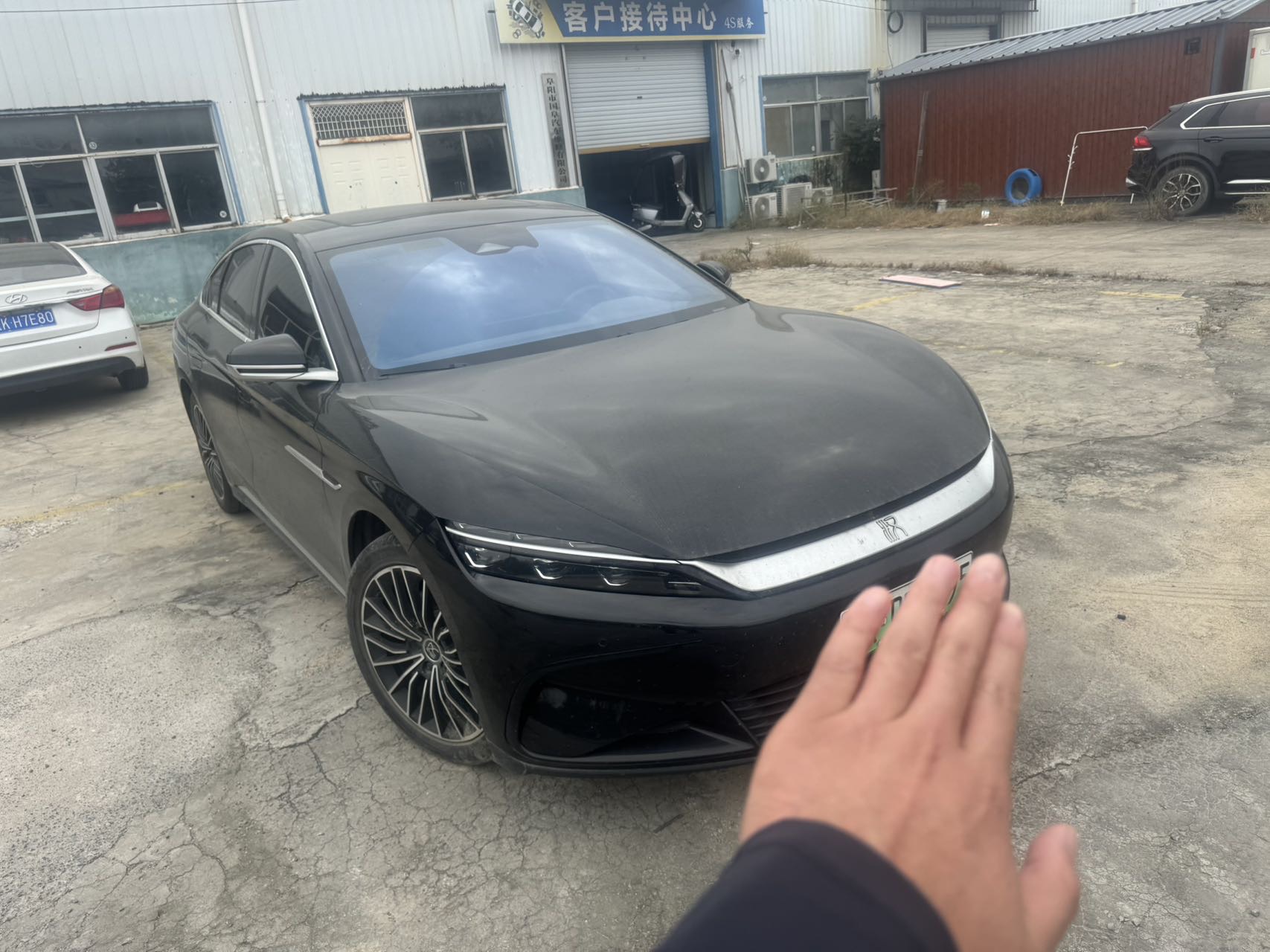BYD Han 2024 immagine di auto #2